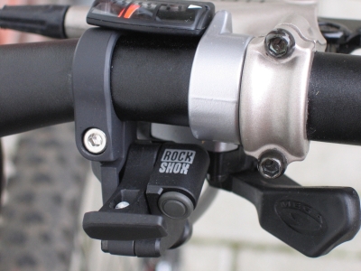 rockshox push lock