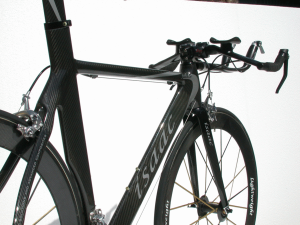 http://si6.mtb-news.de/fotos/data/500/medium/14781rearfacingfront.gif